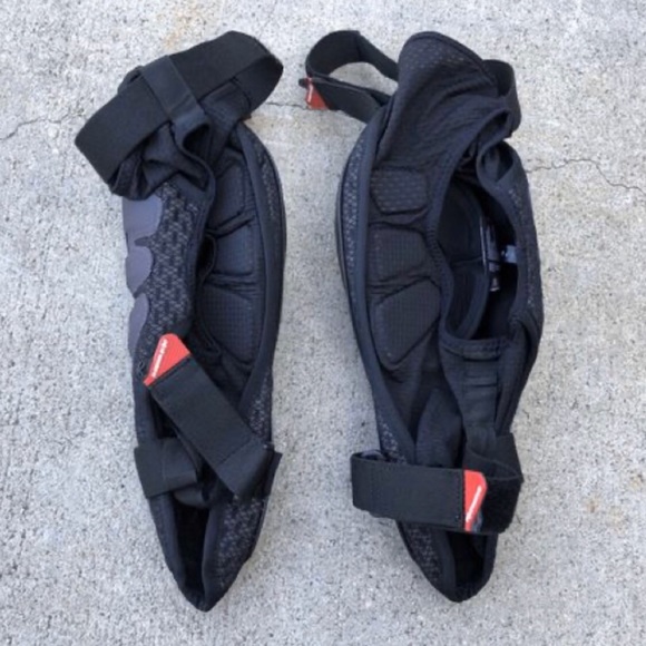 Alpinestars Sequence Elbow Protector - Picture 3 of 4